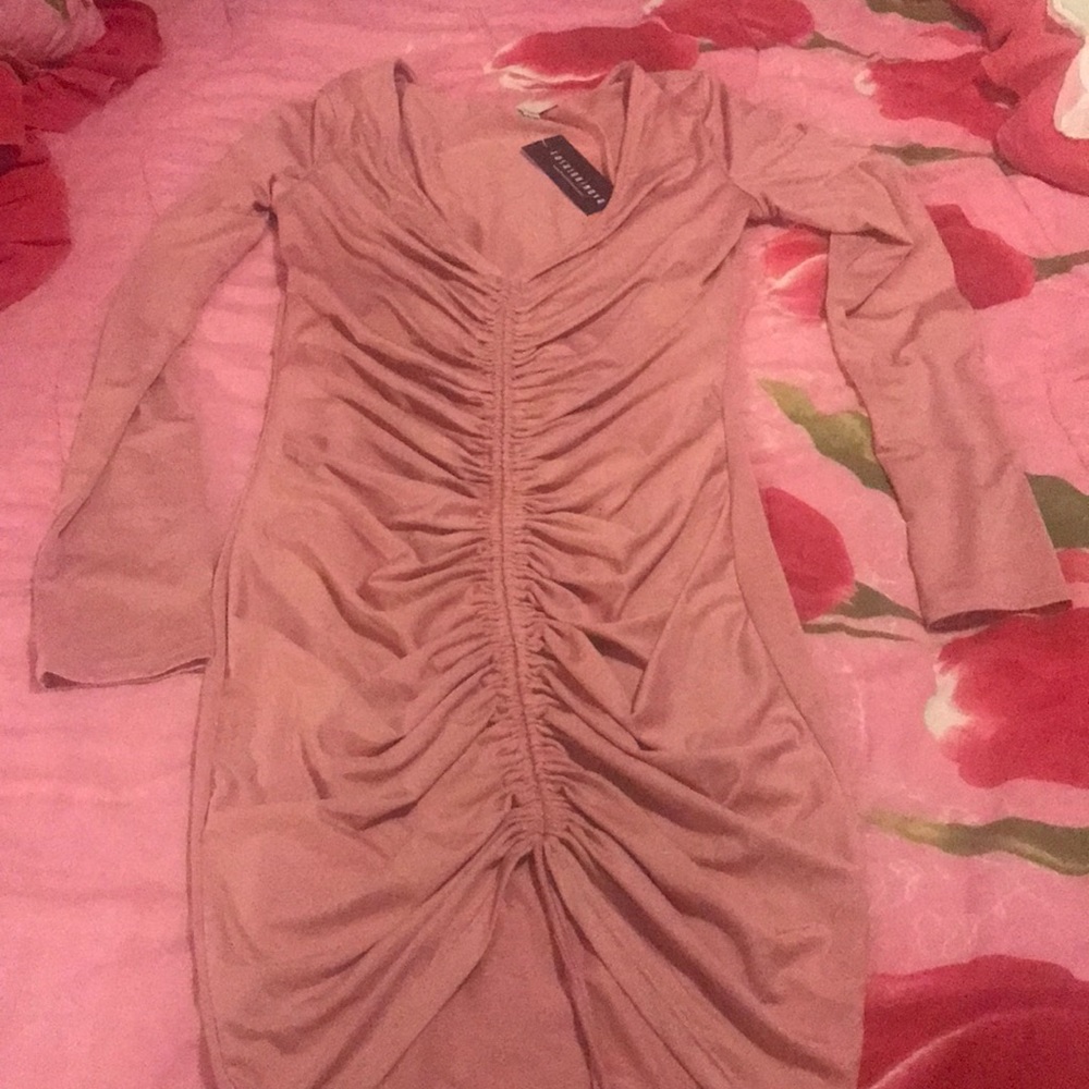 Size M , Brand New & Its Off the shoulders